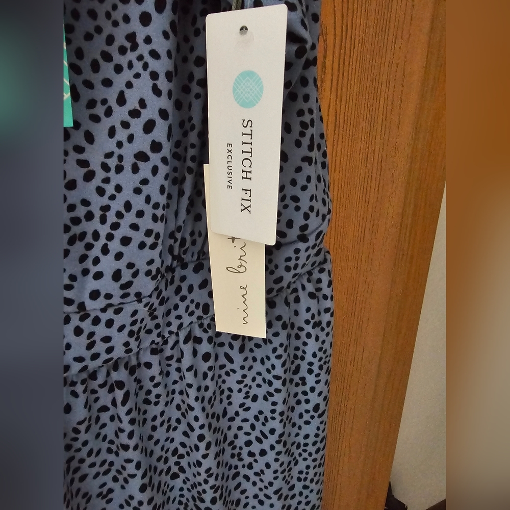 Dress - Picture 3 of 3